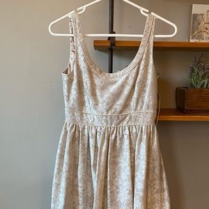 Tahari dress - size 2. New with tags